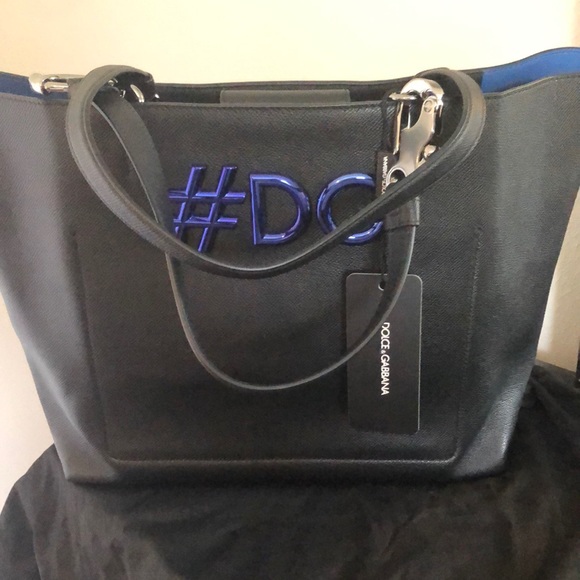 New Authentic Dolce and Gabbana Logo bag - Picture 9 of 10